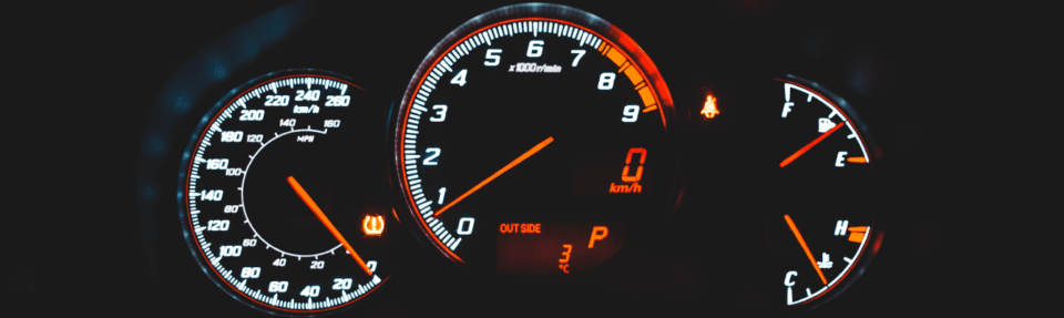 How to make your customers happy: 20 tips & examples